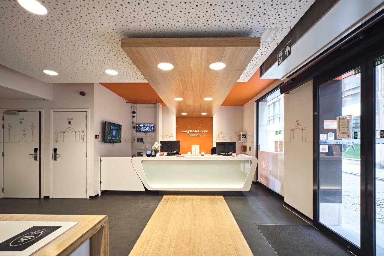 Easyhotel Brussels City Centre Exterior photo